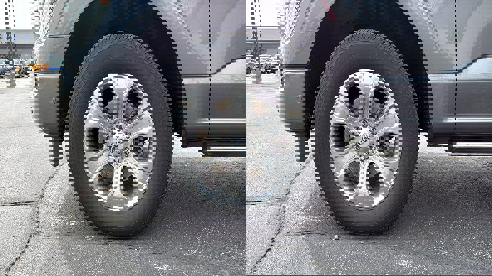 Used 2021 Ford F150 Platinum w/ FX4 Off-Road Package image 6