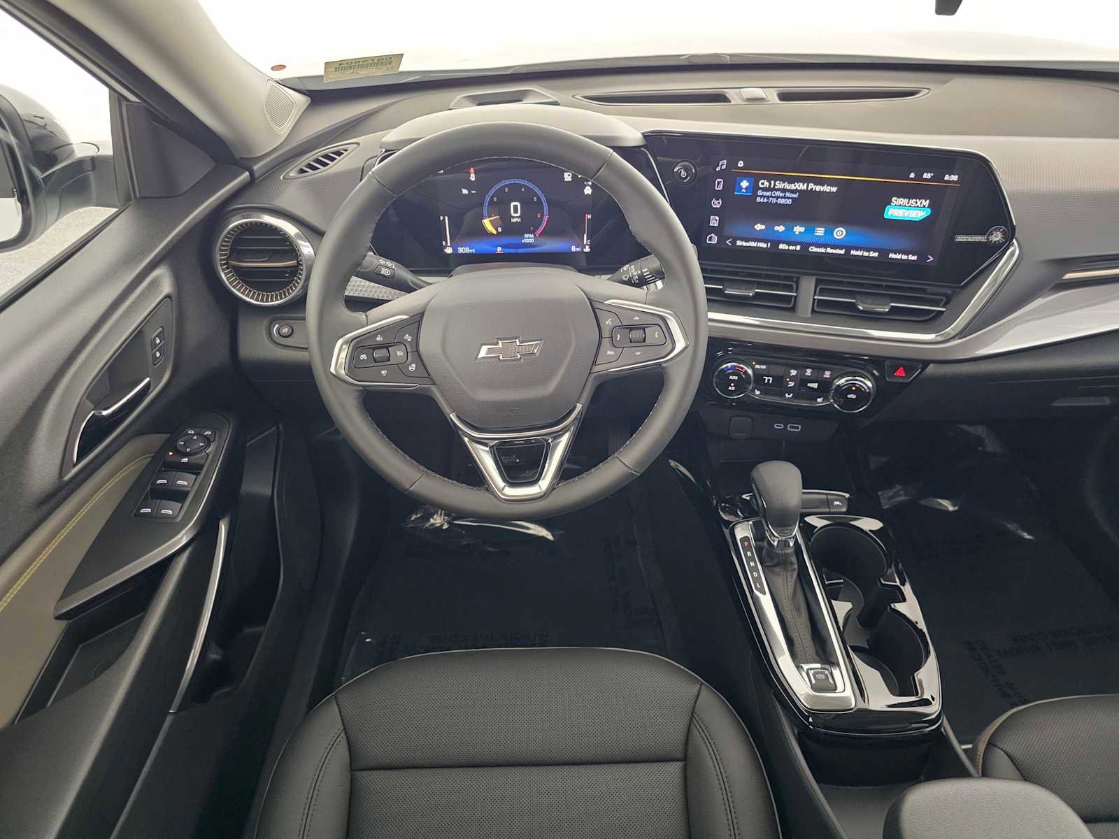 New 2026 Chevrolet Trax ACTIV FWD image 18