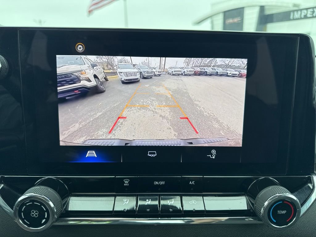 Used 2023 Chevrolet Colorado W/T image 19