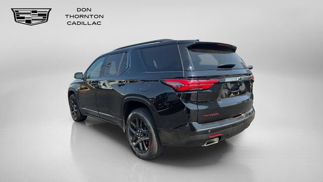 Used 2023 Chevrolet Traverse Premier w/ Redline Edition AWD/4WD image 3