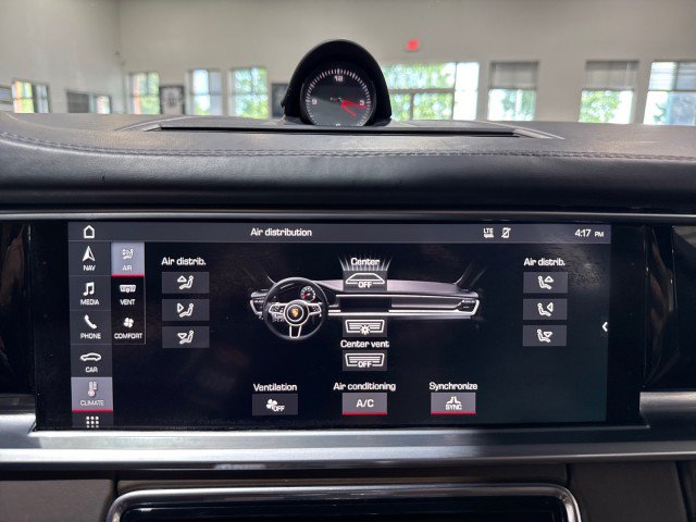 Used 2018 Porsche Panamera 4 AWD/4WD image 52
