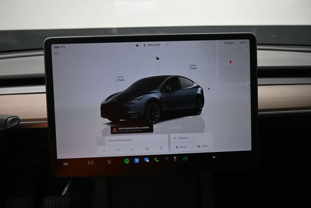 Used 2024 Tesla Model Y Long Range AWD/4WD image 20