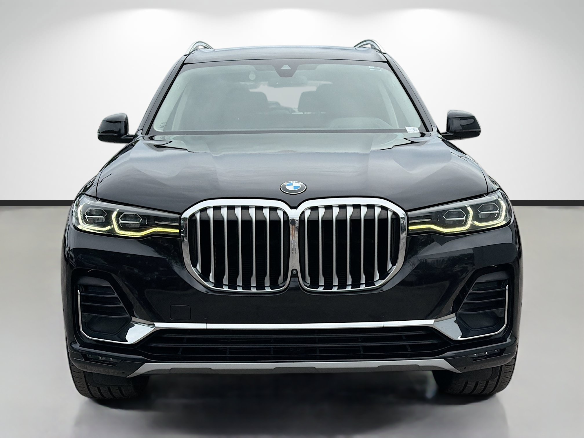 Used 2022 BMW X7 xDrive40i w/ Premium Package AWD/4WD image 8