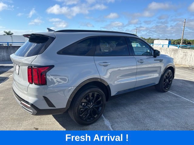 Used 2023 Kia Sorento SX AWD/4WD image 18