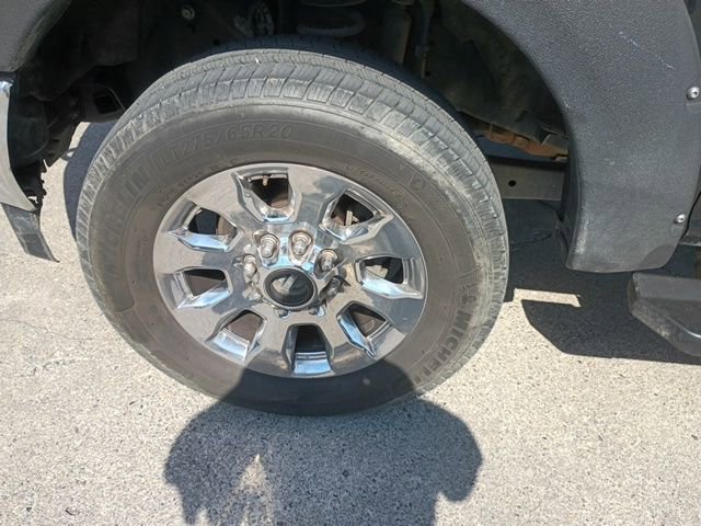 Used 2019 Ford F250 Lariat w/ Chrome Package image 13