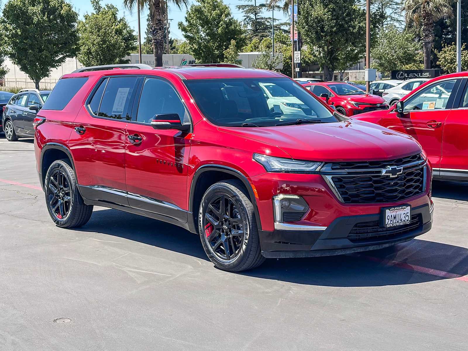 Used 2022 Chevrolet Traverse Premier w/ Redline Edition AWD/4WD image 6