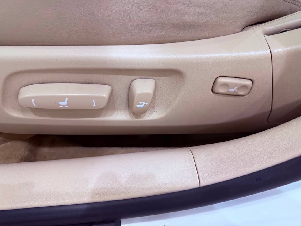 Used 2010 Lexus ES 350 w/ Preferred Accessory Package FWD image 20
