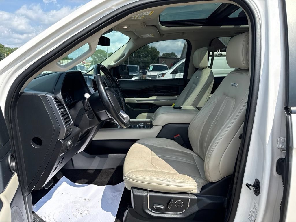 Used 2018 Ford Expedition Max Platinum AWD/4WD image 30