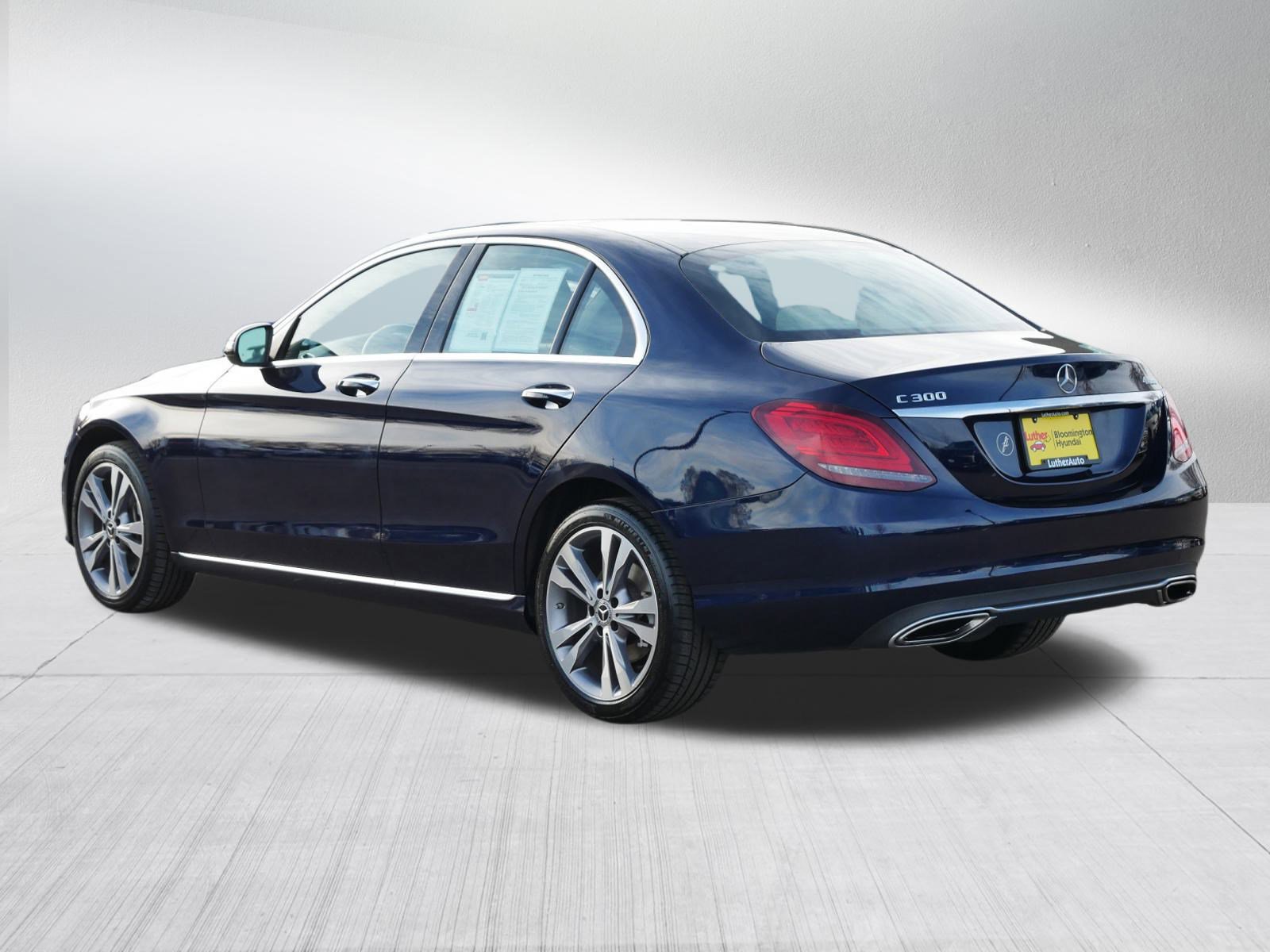 Used 2019 Mercedes-Benz C 300 4MATIC Sedan image 5