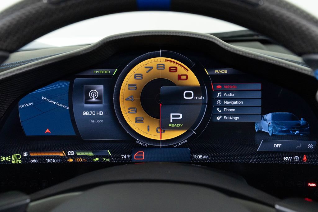 Used 2022 Ferrari SF90 Spider image 34