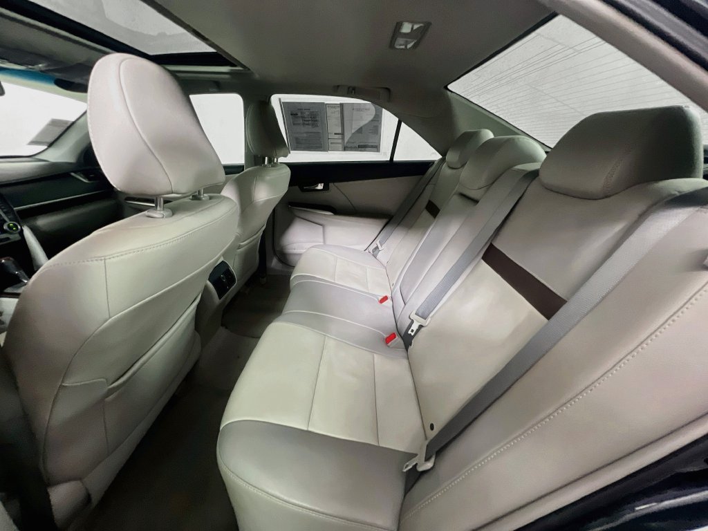 Used 2012 Toyota Camry XLE FWD image 25