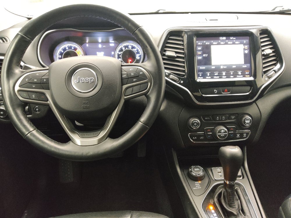 Used 2019 Jeep Cherokee Limited image 22