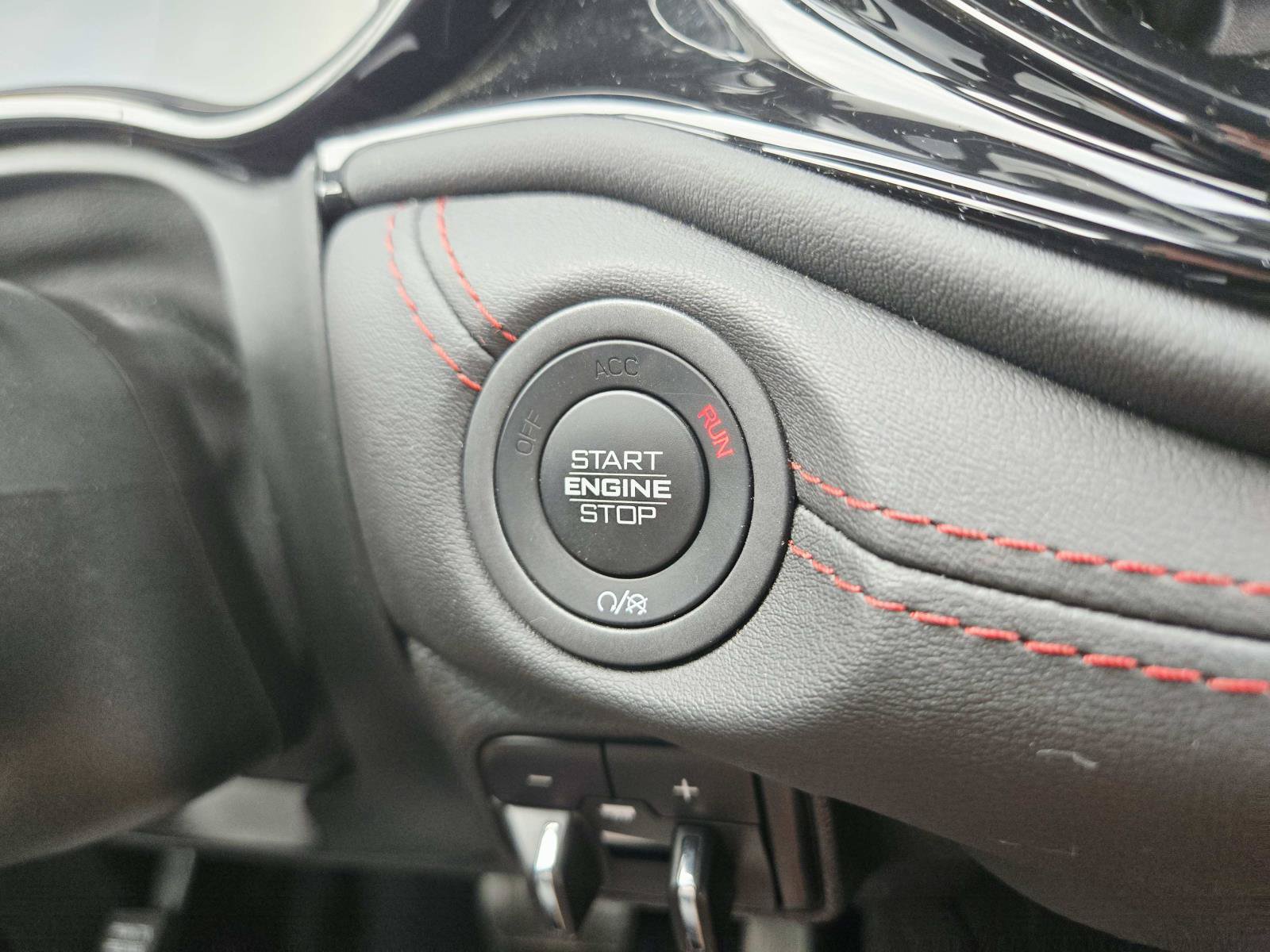 Used 2025 Dodge Durango R/T AWD/4WD image 37