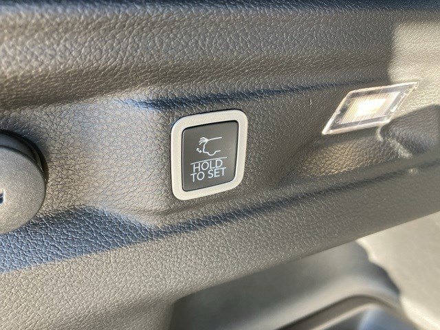 New 2025 Jeep Grand Cherokee L Limited w/ Trailer Tow Package image 29