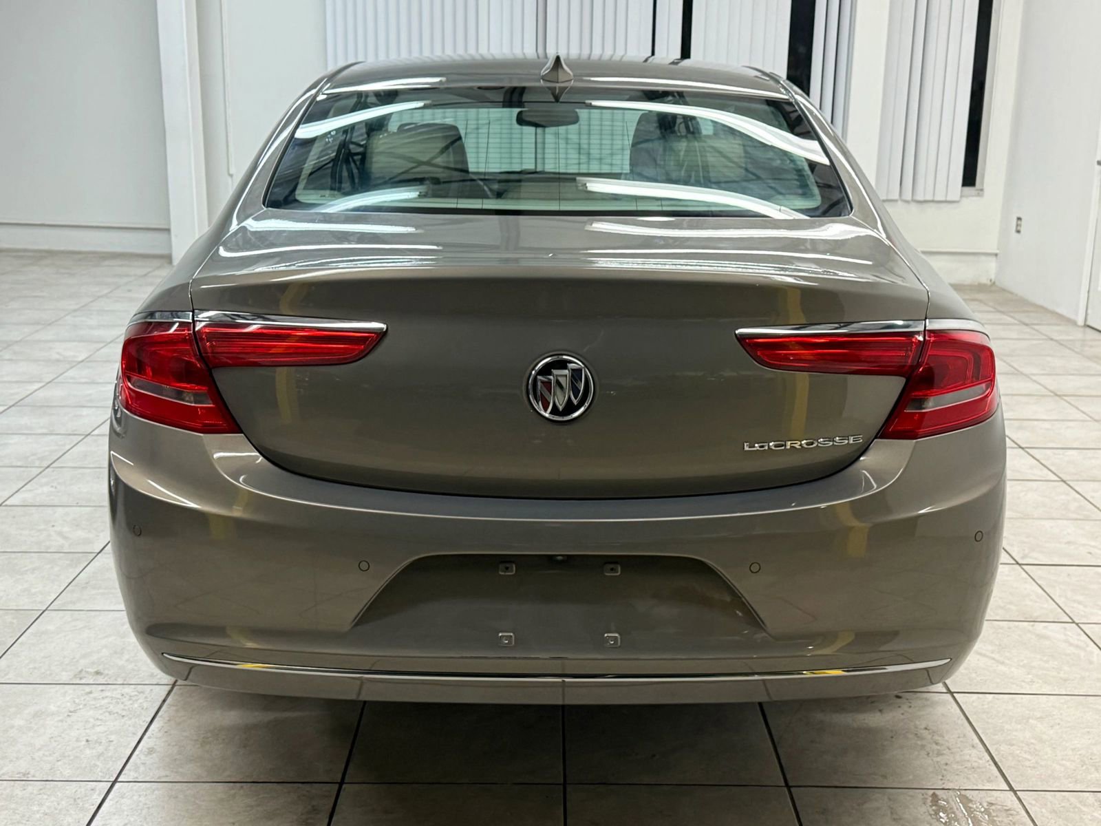 Used 2019 Buick LaCrosse Essence w/ Sights and Sounds Package image 8