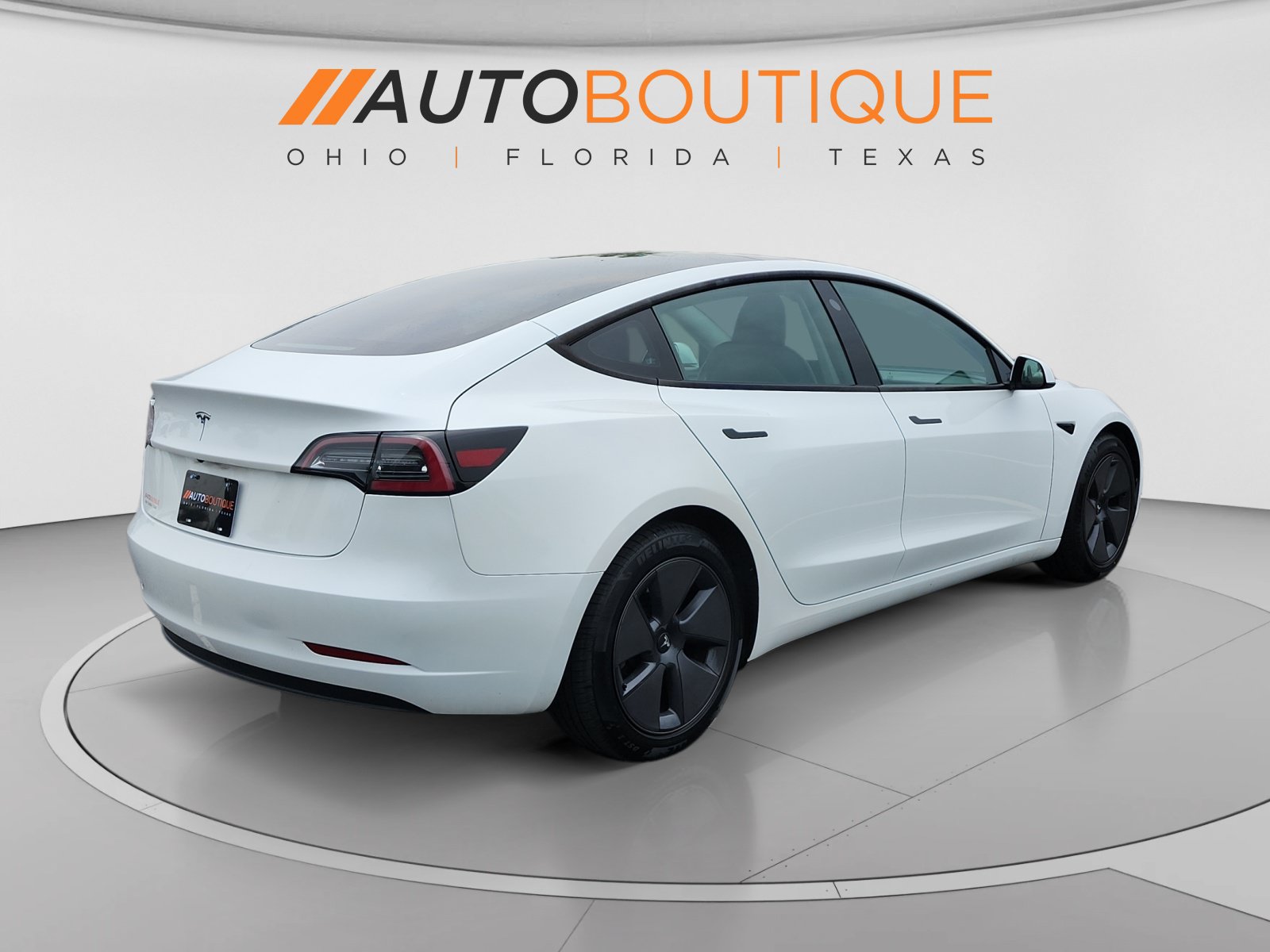Used 2023 Tesla Model 3 Standard Range RWD image 5