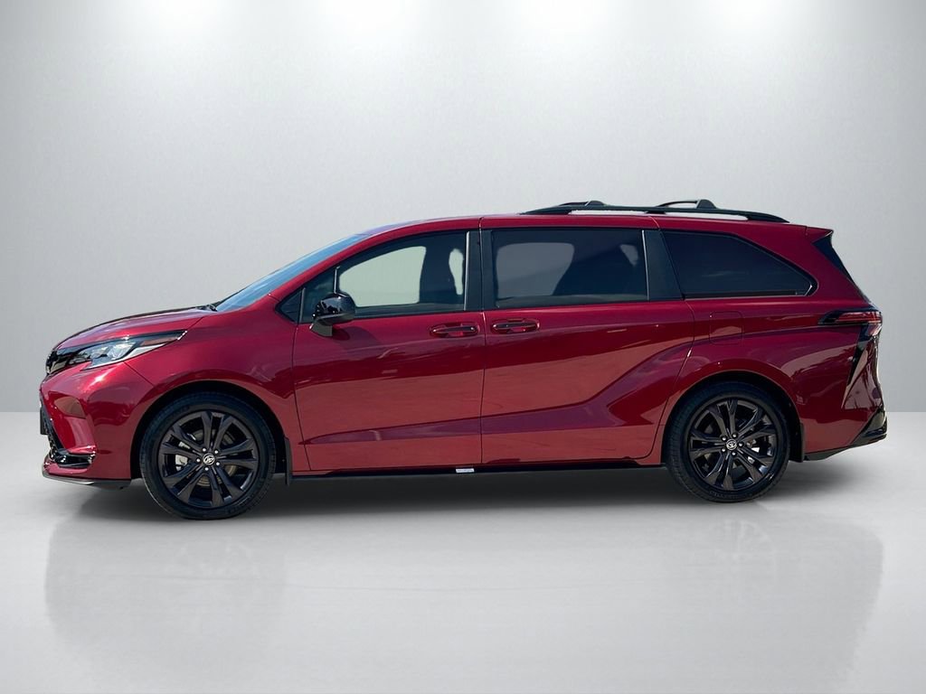 Certified 2025 Toyota Sienna XSE w/ XSE Plus Package FWD image 8