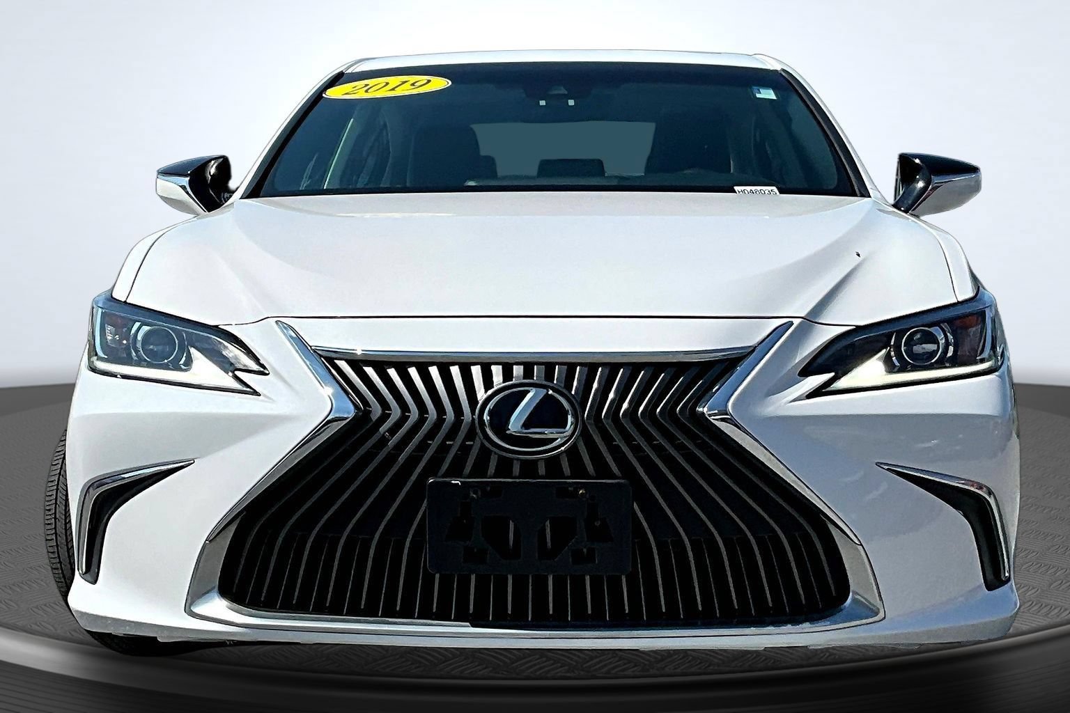 Used 2019 Lexus ES 350 w/ Accessory Package 2 FWD image 2