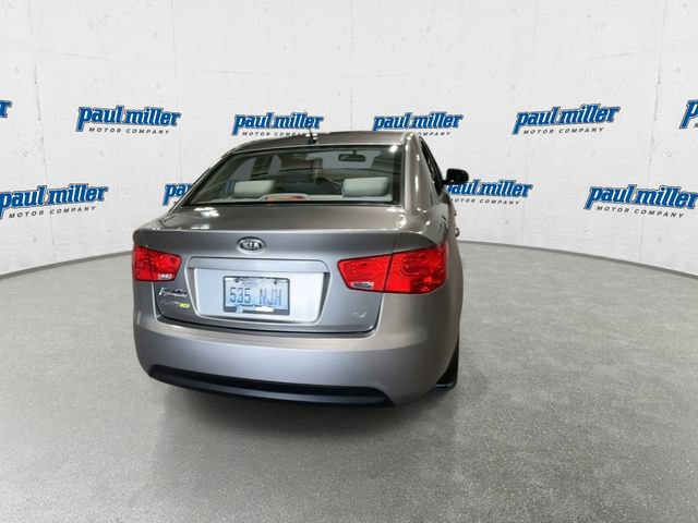 Used 2012 Kia Forte EX w/ Fuel Economy Pkg FWD image 9