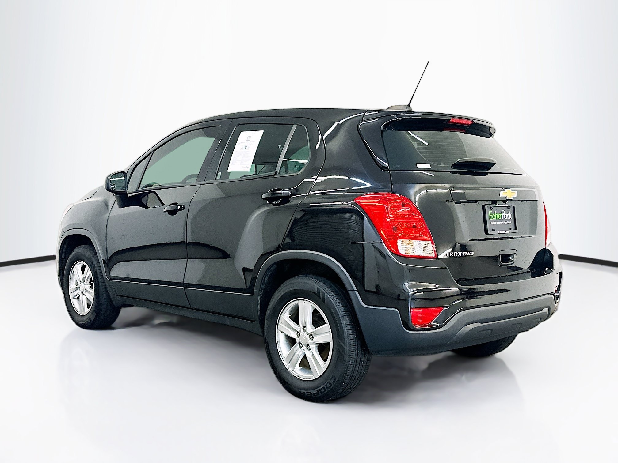 Used 2018 Chevrolet Trax LS AWD/4WD image 5
