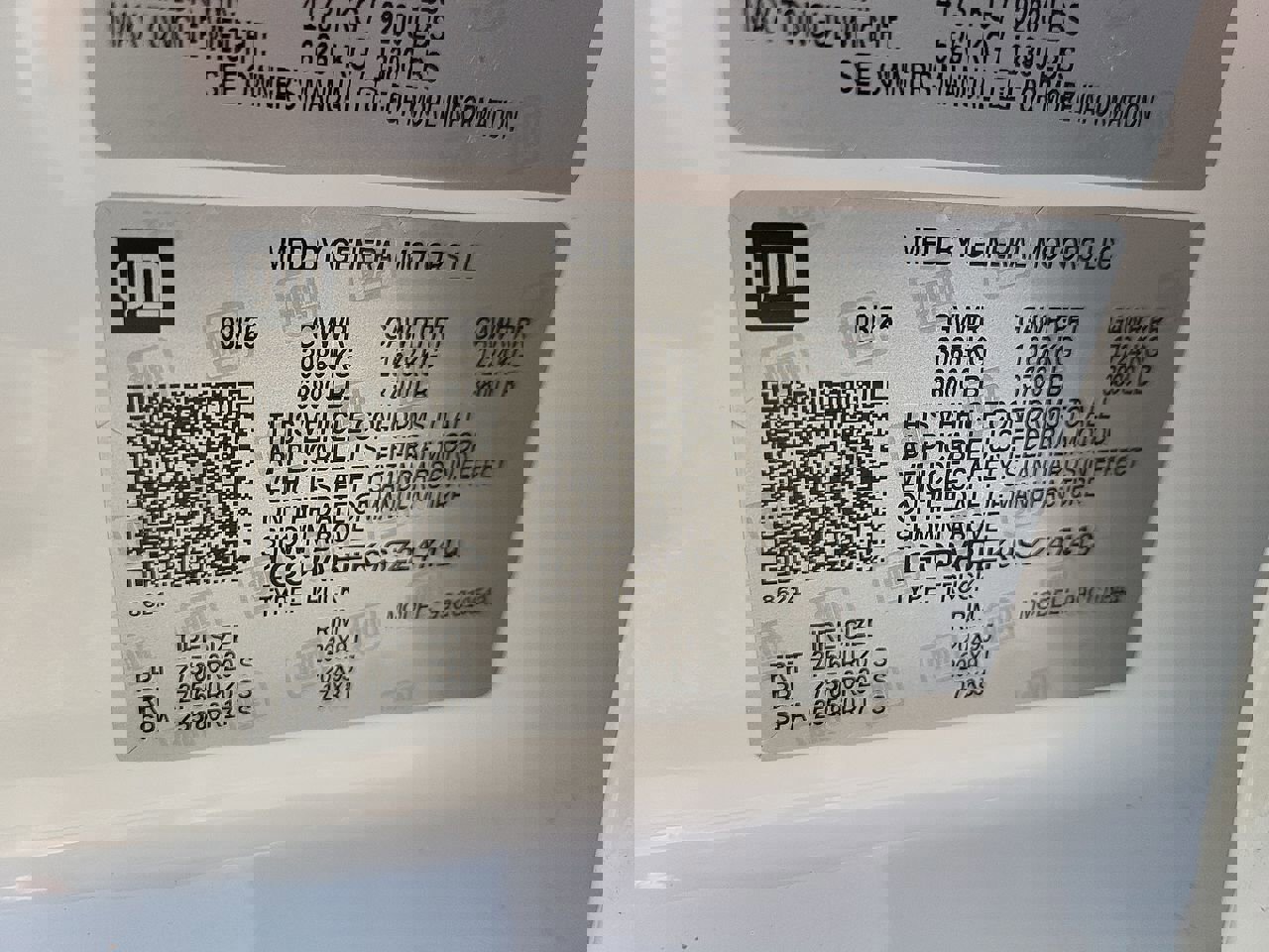 Used 2025 Chevrolet Silverado 1500 Custom image 30