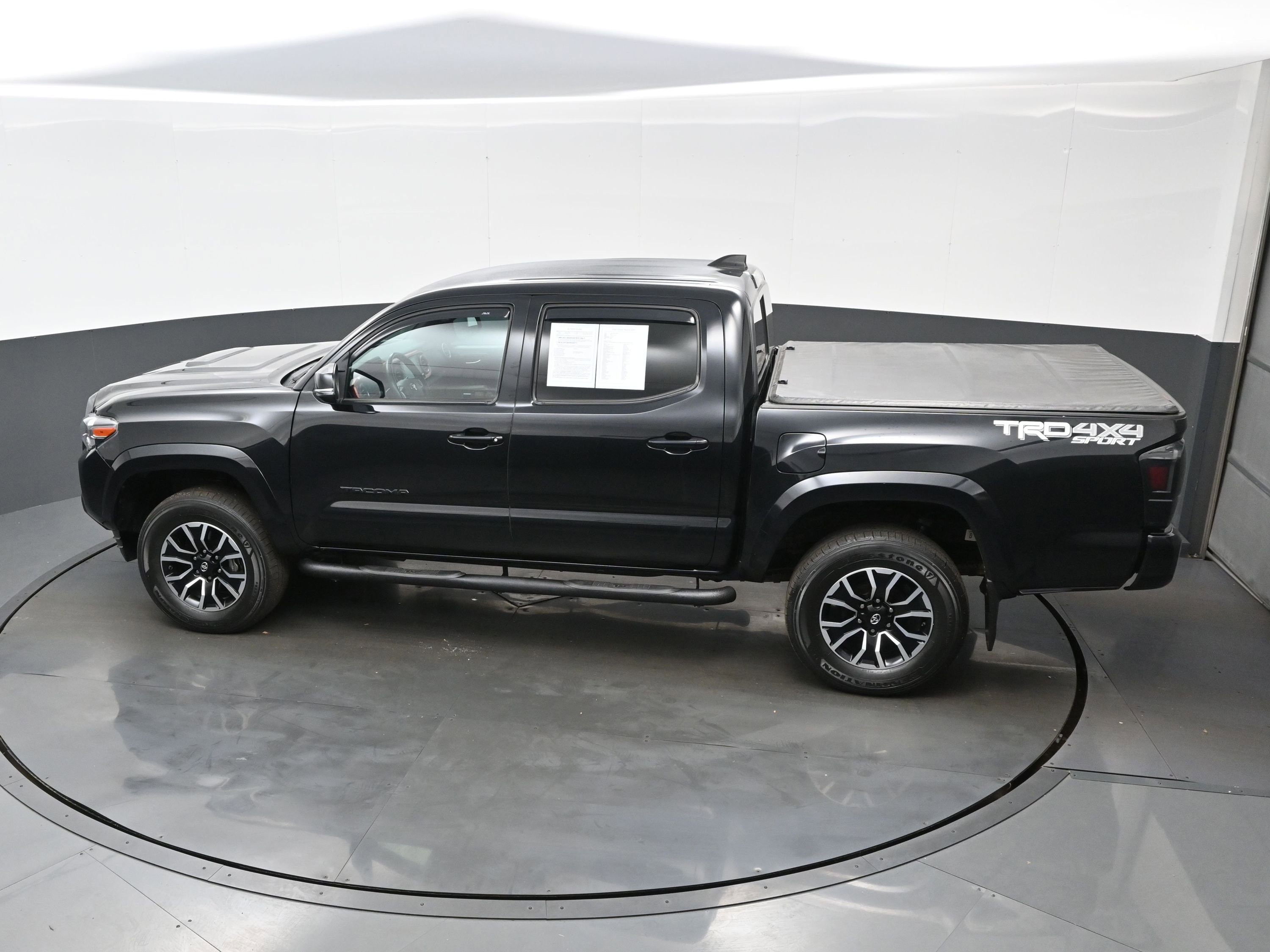 Used 2020 Toyota Tacoma TRD Sport image 35
