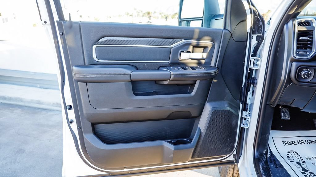 New 2026 RAM 3500 Big Horn AWD/4WD image 24