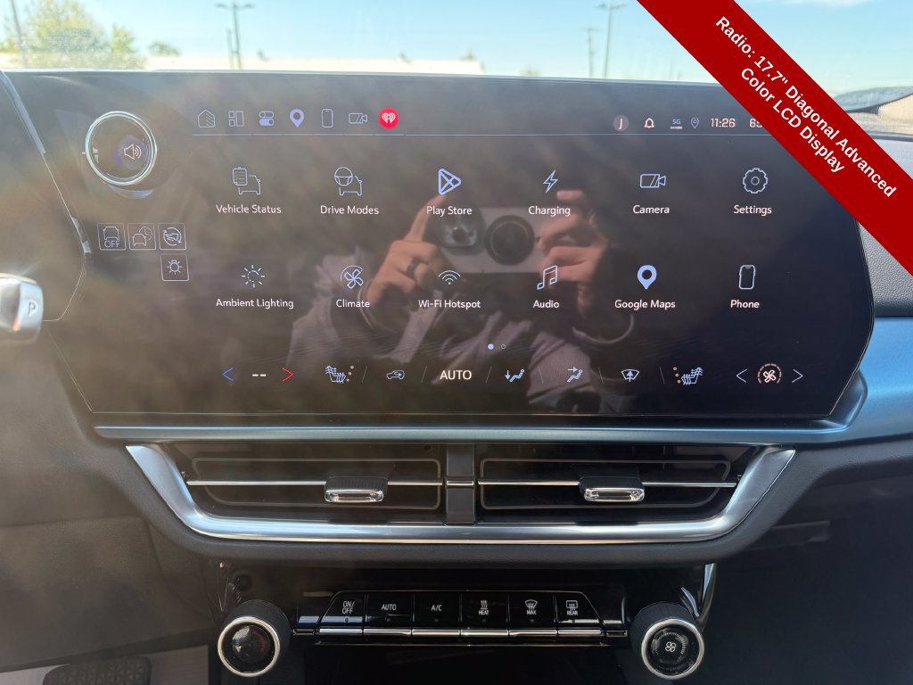 Used 2024 Chevrolet Equinox EV LT FWD image 24