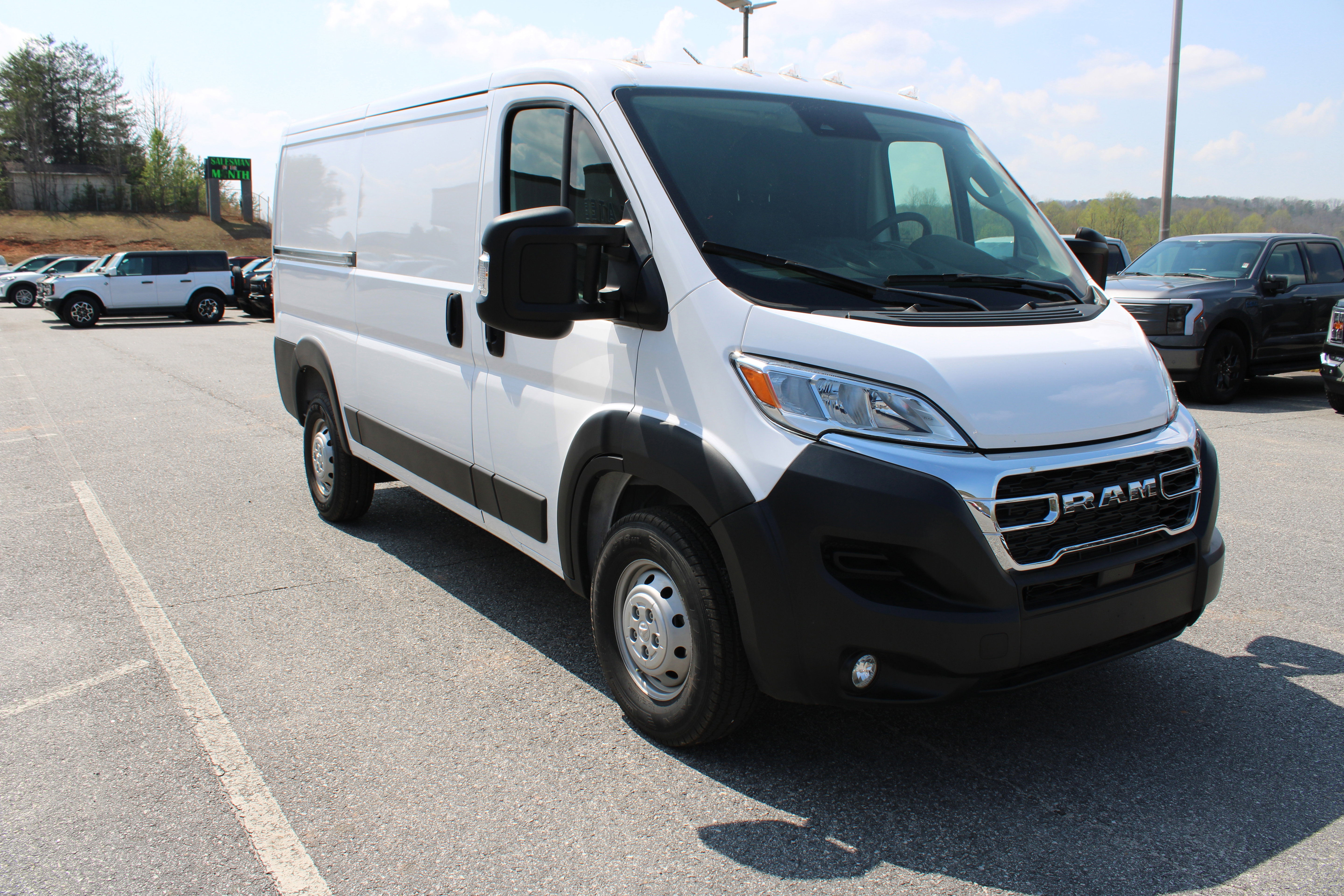 Used 2023 RAM ProMaster 1500 w/ Convenience Group image 4