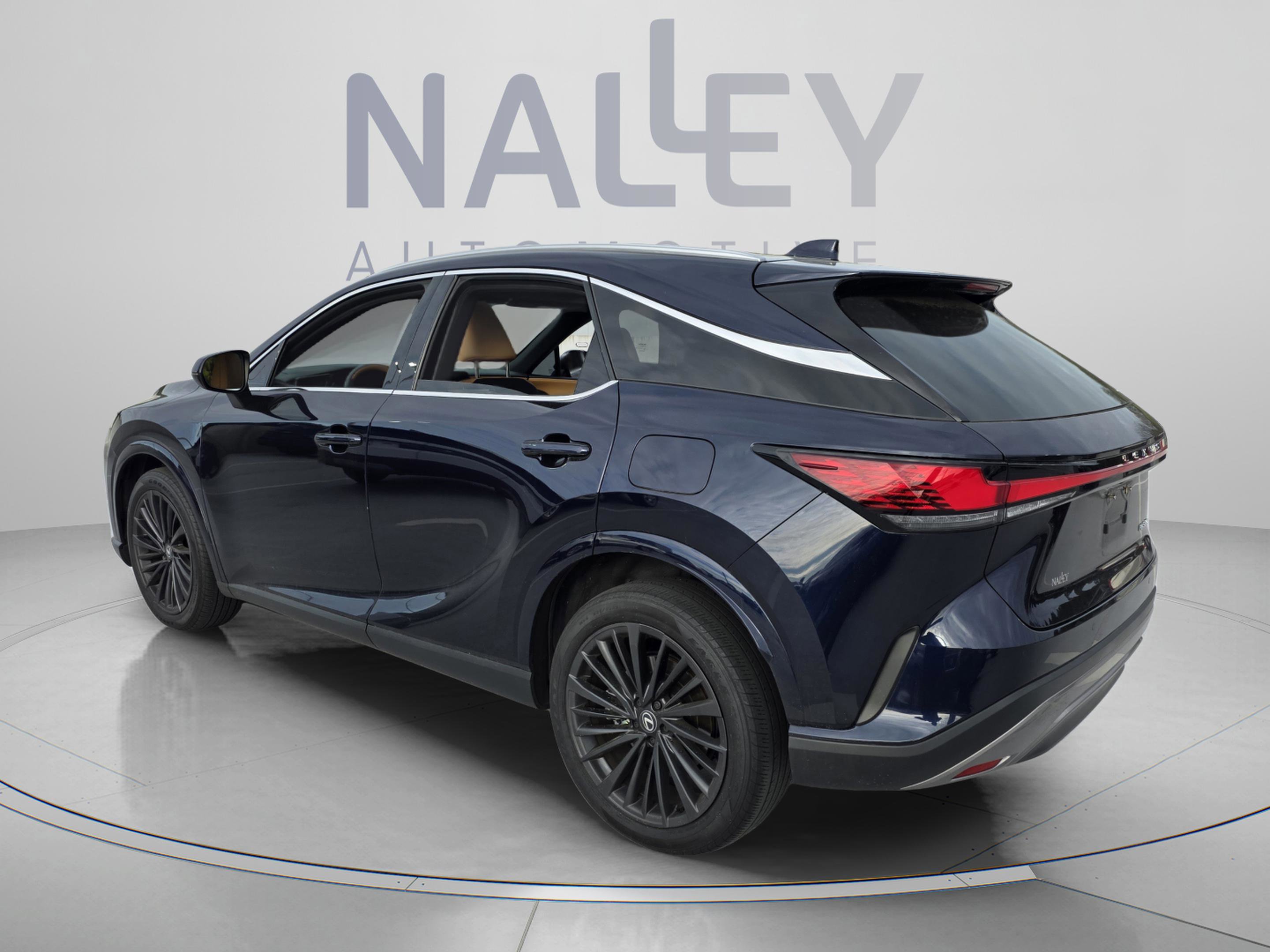 Used 2024 Lexus RX 350 Premium w/ Accessory Package (Z1) image 3