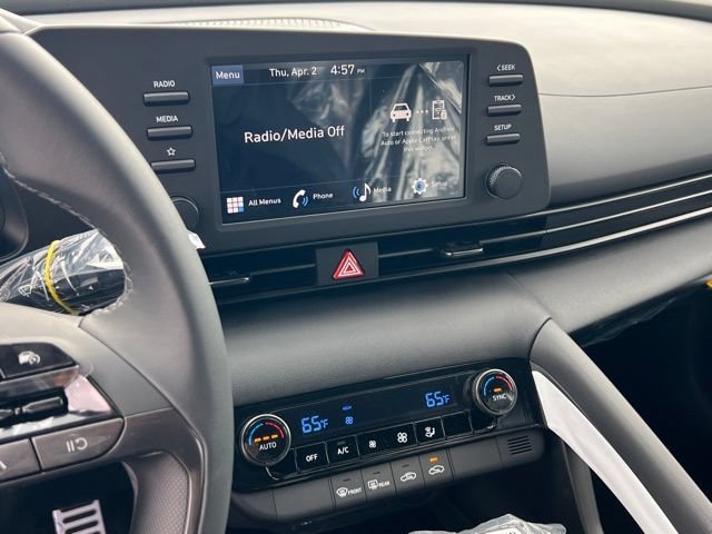 New 2026 Hyundai Elantra Sport FWD image 19