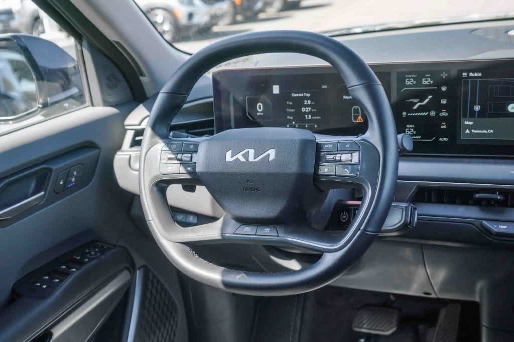 Certified 2024 Kia EV9 Wind AWD/4WD image 11
