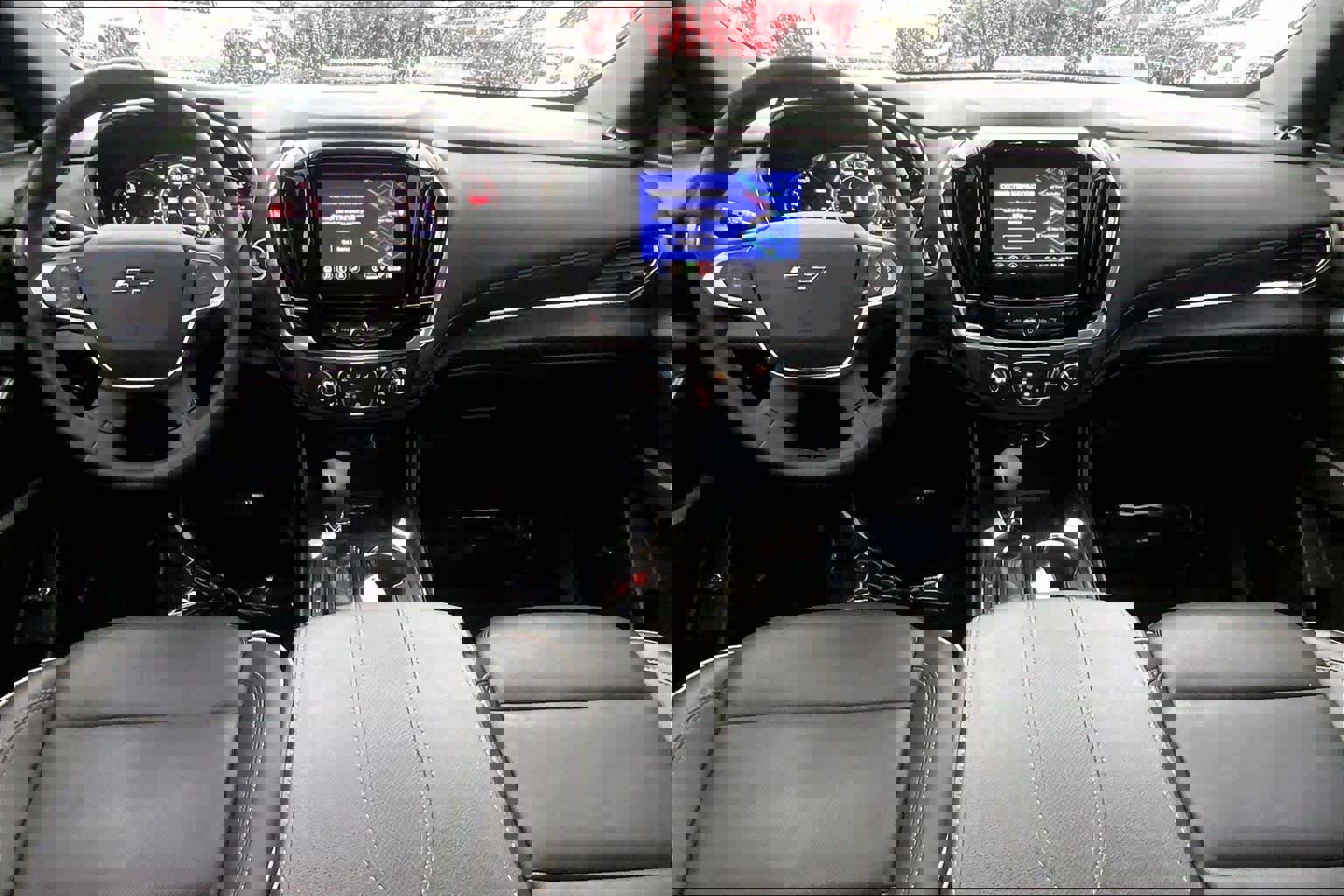 Used 2023 Chevrolet Traverse Premier w/ Redline Edition image 15