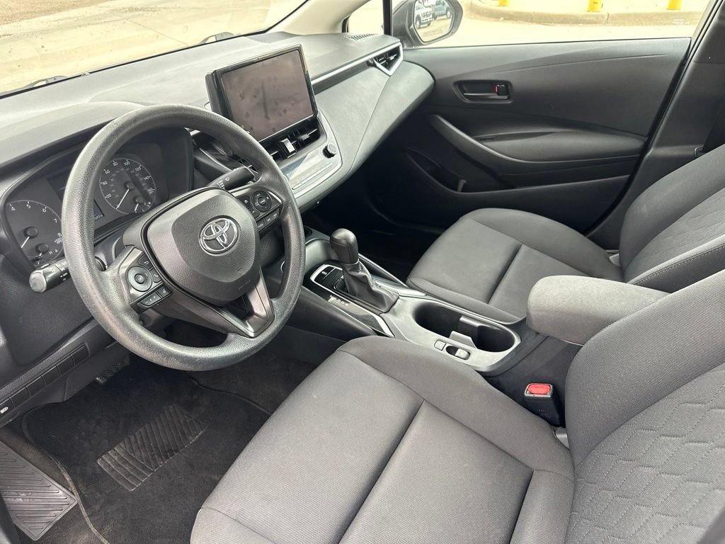 Used 2023 Toyota Corolla LE FWD image 13