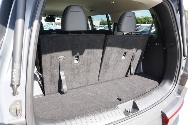 Used 2025 Hyundai Santa Fe SEL FWD image 10