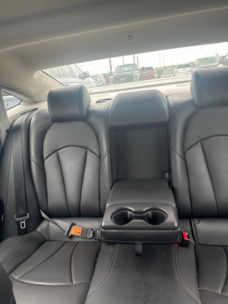 Used 2018 Buick LaCrosse Essence w/ Sun and Shade Package FWD image 23