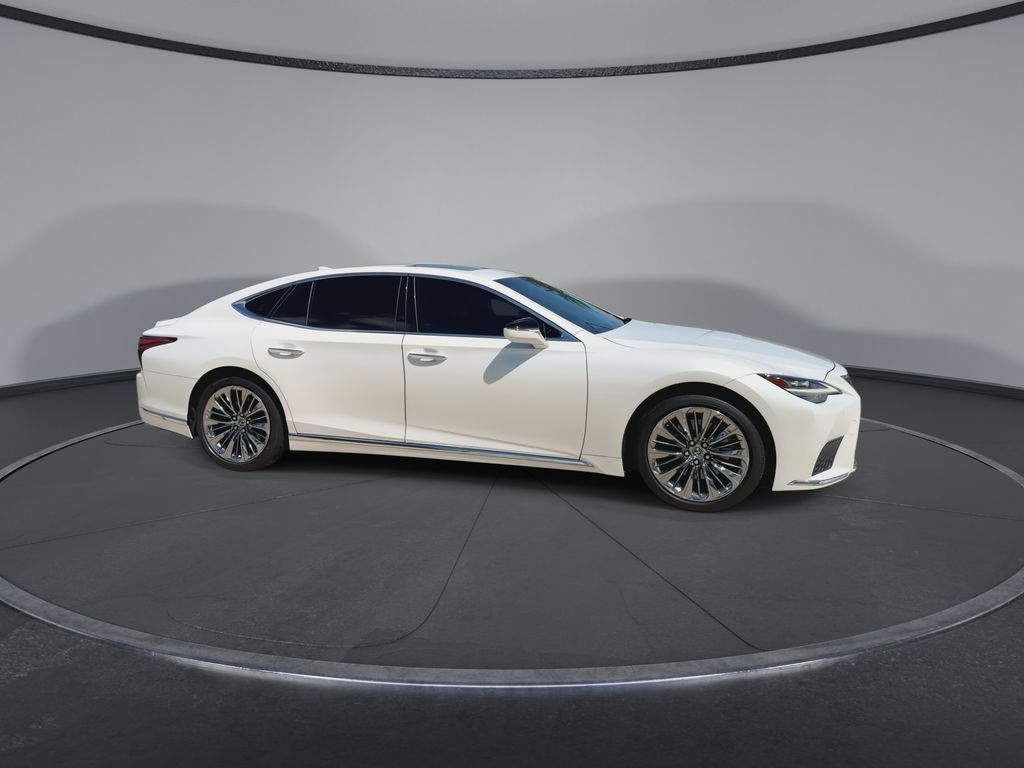 Used 2021 Lexus LS 500 w/ Accessory Package (Z2) RWD image 2
