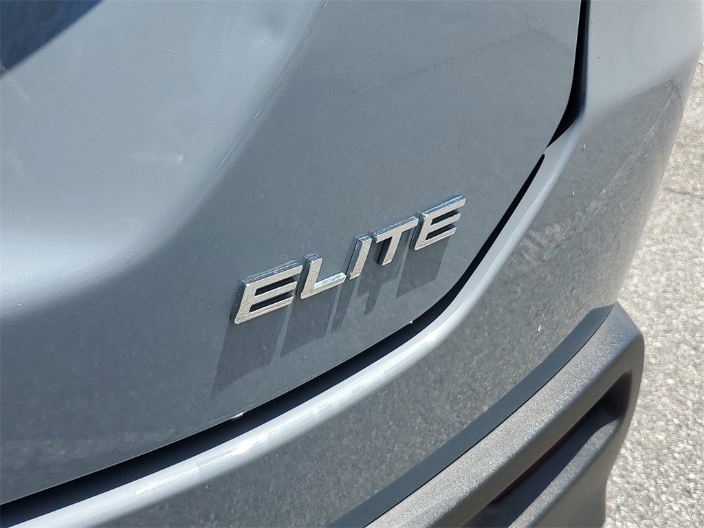 Used 2023 Honda Pilot Elite image 9