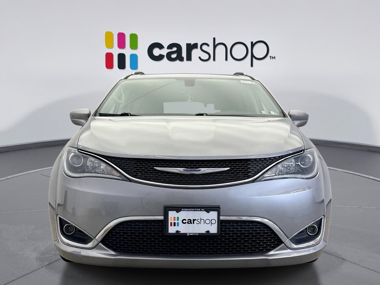 Used 2019 Chrysler Pacifica Touring-L image 8
