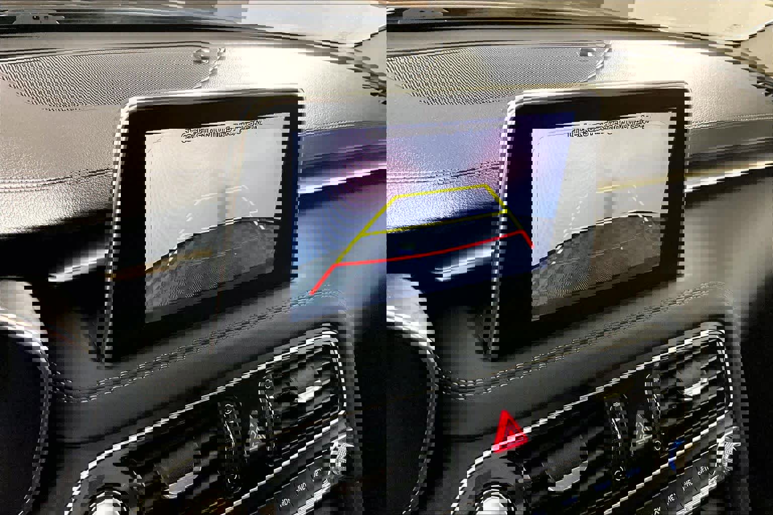 Used 2020 Genesis G70 2.0T image 25