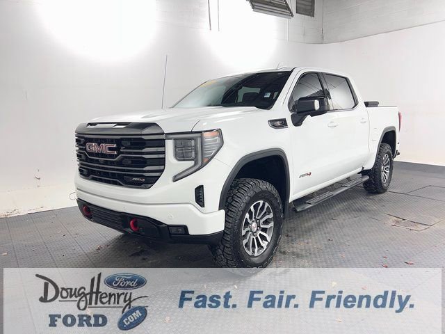 Used 2023 GMC Sierra 1500 AT4 w/ Technology Package AWD/4WD image 1