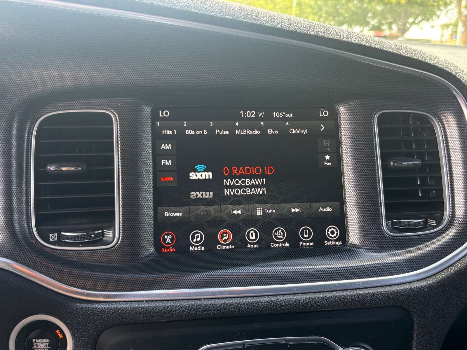 Used 2017 Dodge Charger SXT RWD image 14