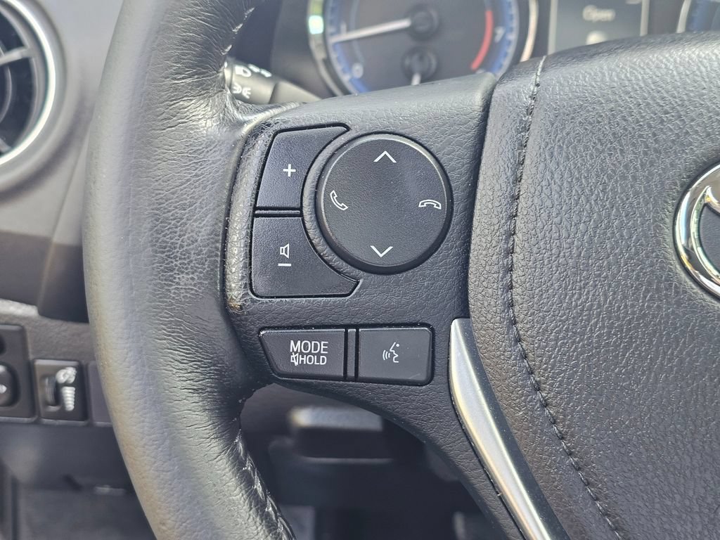 Used 2017 Toyota Corolla XSE w/ Carpet Mat Package (TMS) FWD image 27
