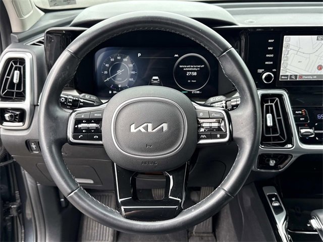 Used 2023 Kia Sorento SX image 19