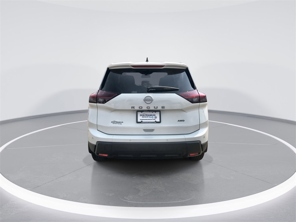 New 2026 Nissan Rogue S image 7