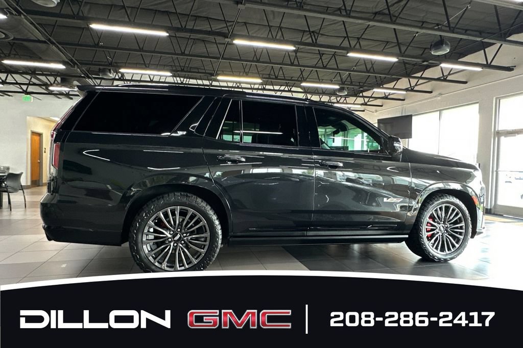 Used 2024 Cadillac Escalade V w/ Heavy-Duty Trailer Package AWD/4WD image 3