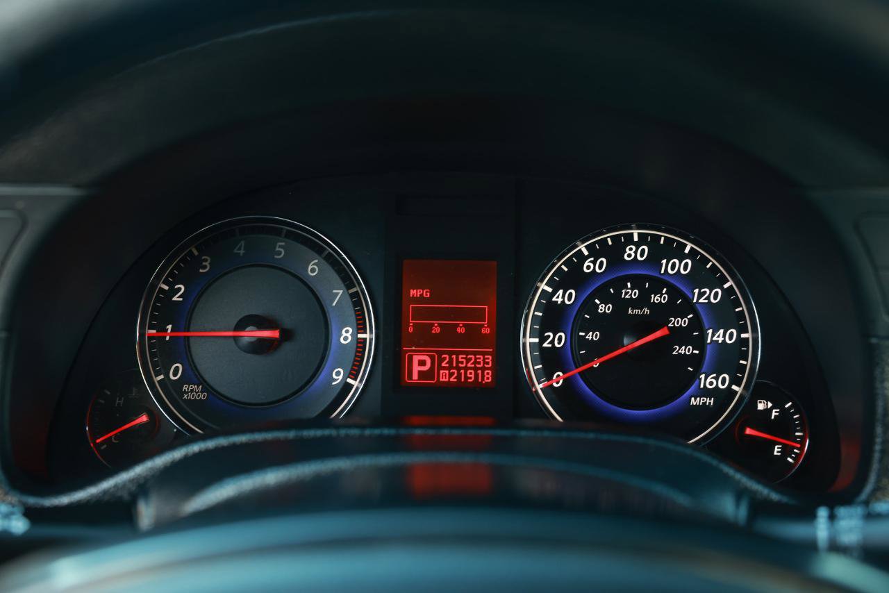 Used 2009 INFINITI G37 Journey w/ Premium Pkg image 27