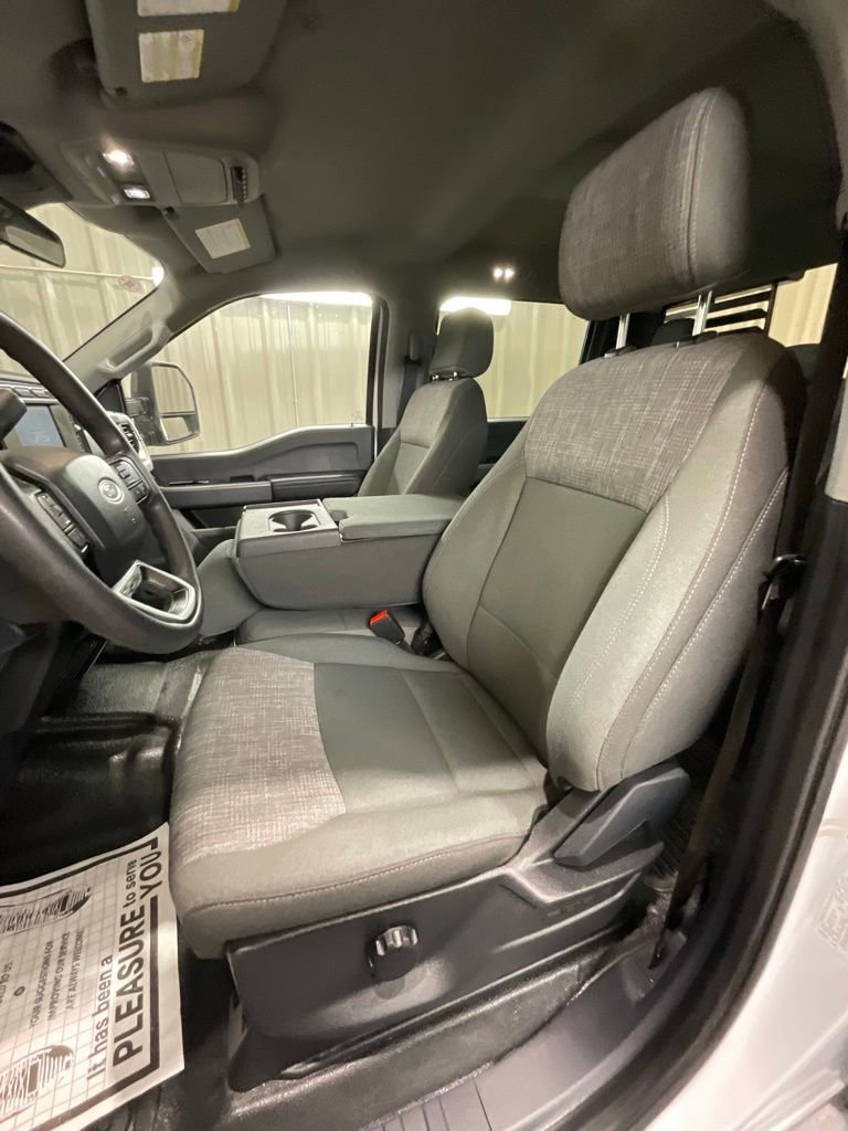 Used 2023 Ford F350 XLT image 10
