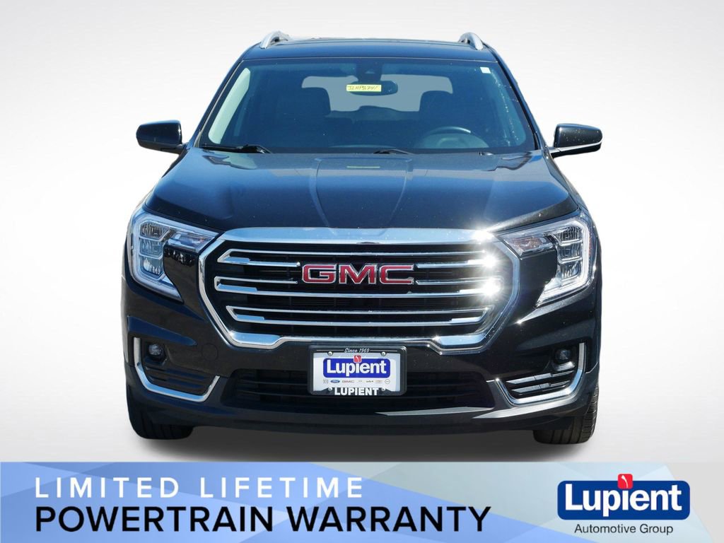 Used 2024 GMC Terrain SLT AWD/4WD image 12
