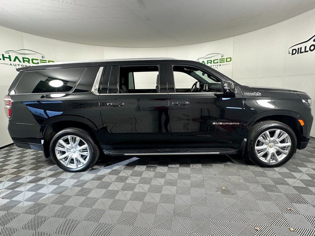 Used 2023 Chevrolet Suburban High Country AWD/4WD image 11